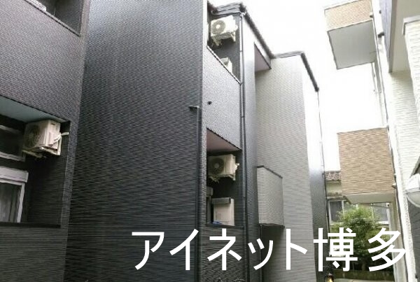 建物外観　人気シリーズのデザイナーズアパートです