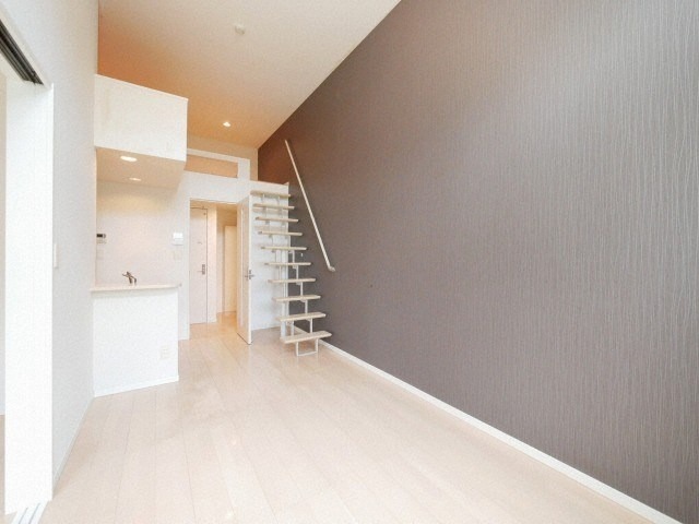 居室・リビング　別号室