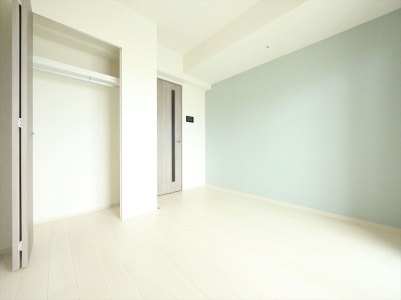 居室・リビング　洋室6.3帖　クローゼット付（収納充実してます）