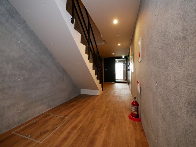 ロビー　ゆとりのあるロビーです