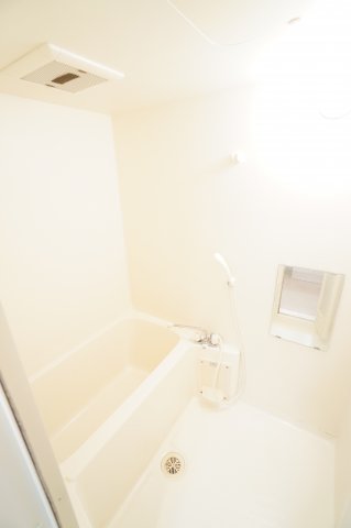 バス・シャワールーム　※同物件・同タイプの写真です。