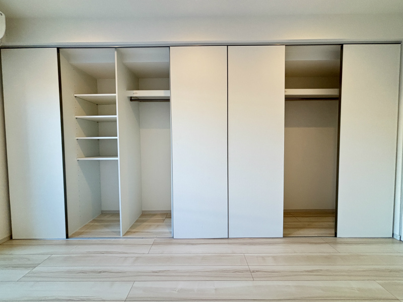 収納　壁一面収納