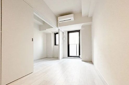 居室・リビング　※別部屋参考写真