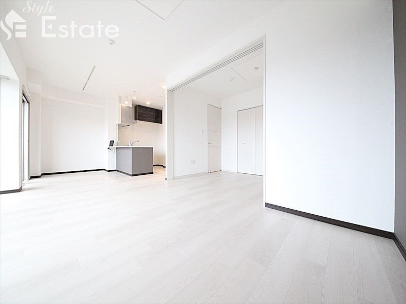 居室・リビング　内装