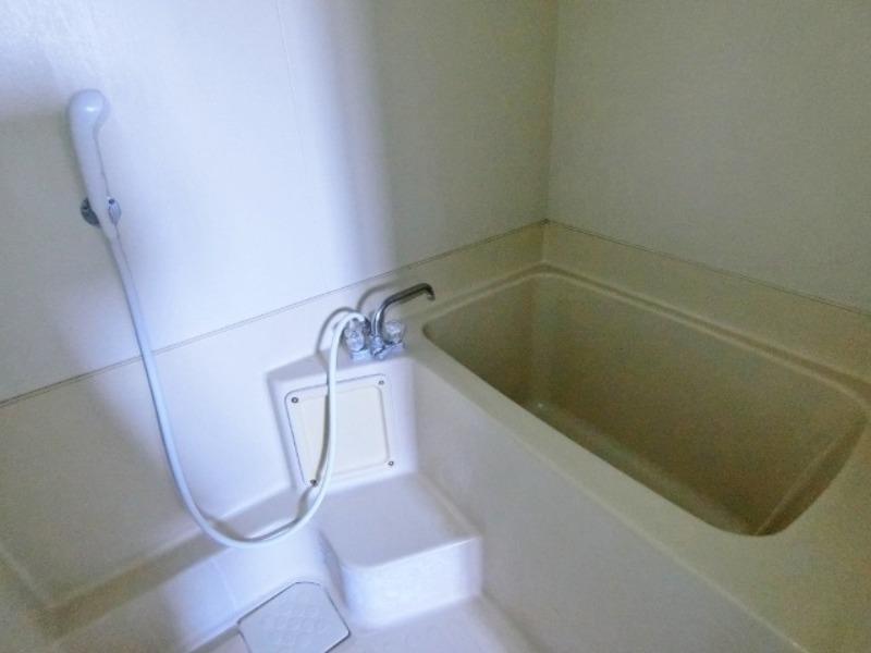 バス・シャワールーム　図面と現状に相違がある場合には現状を優先