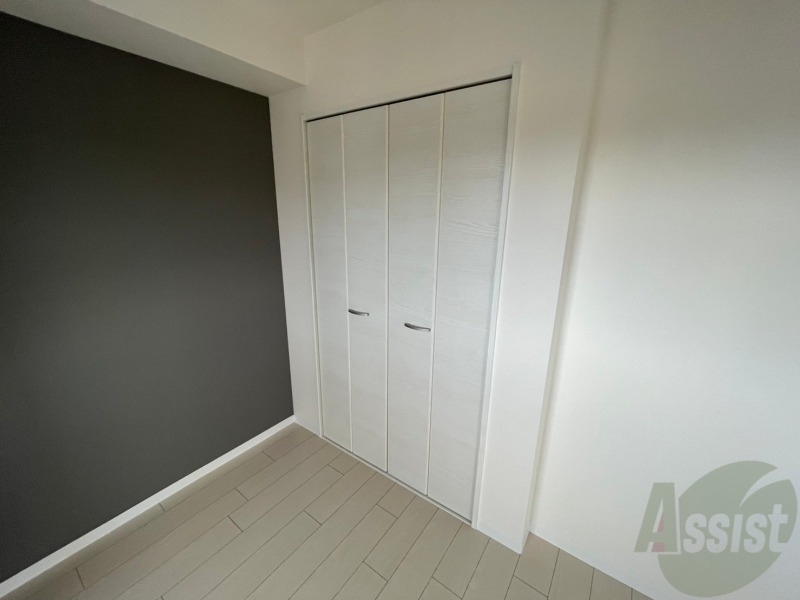 収納　寝室の収納です。部屋がすっきり片付きます。