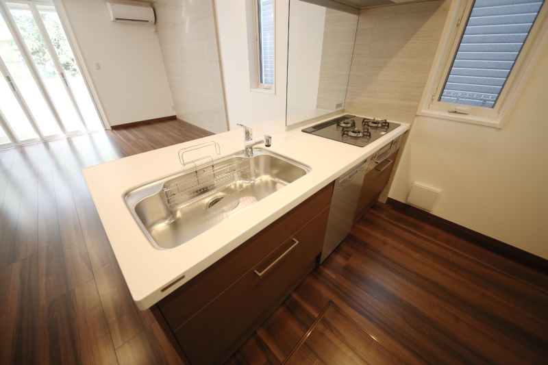 キッチン　ガスコンロ・食洗機設置のシステムキッチン