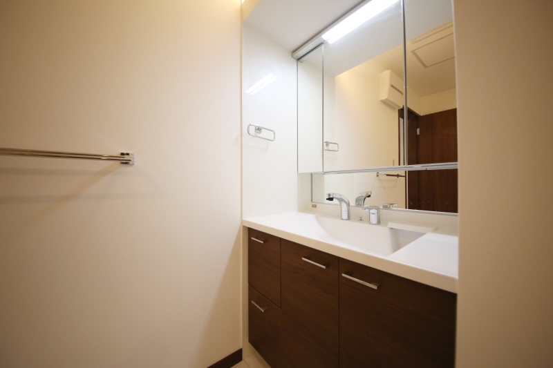 洗面設備　独立洗面台