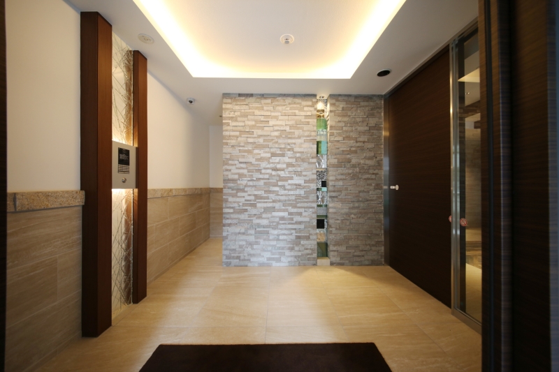 エントランス　オートロック付のエントランス