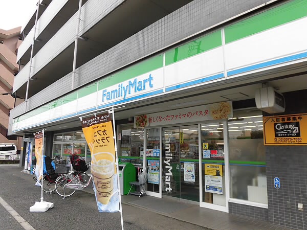 コンビニ　ファミリーマート（コンビニ）まで405m