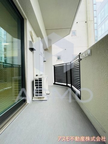 バルコニー　同マンション別部屋　参考写真