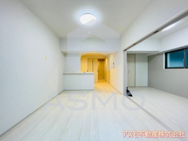 居室・リビング　同マンション別部屋　参考写真