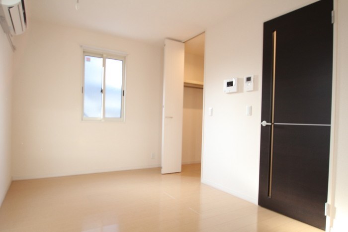 居室・リビング　洋室は7.0帖♪