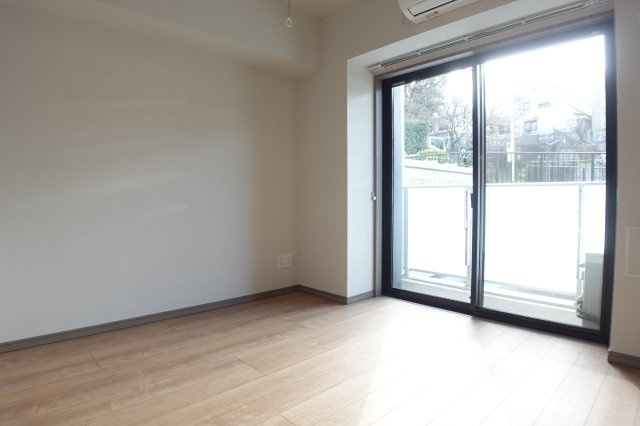 居室・リビング　※同物件参考写真