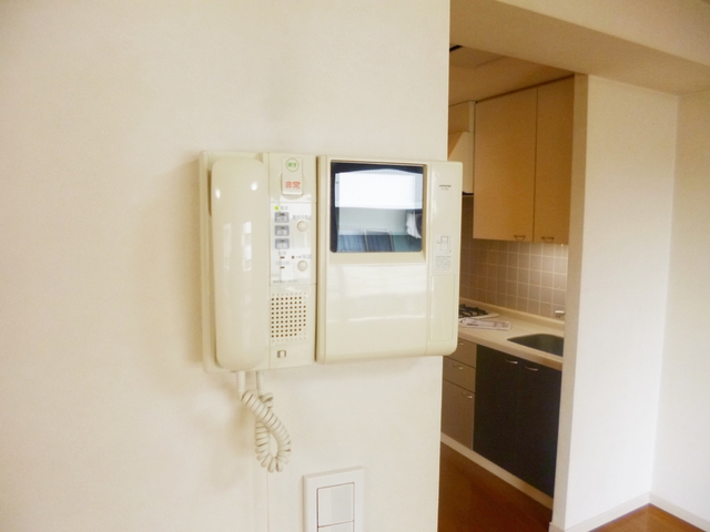 セキュリティ　防犯面も安心なＴＶモニター付きドアホンです☆