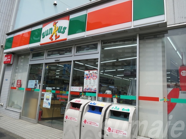 コンビニ　サンクス王子神谷駅前店（コンビニ）まで274m