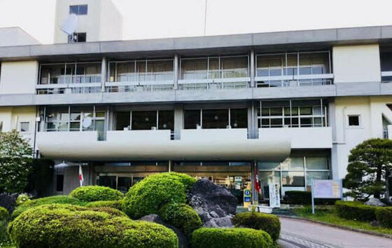 役所　都留市役所（役所）まで933m