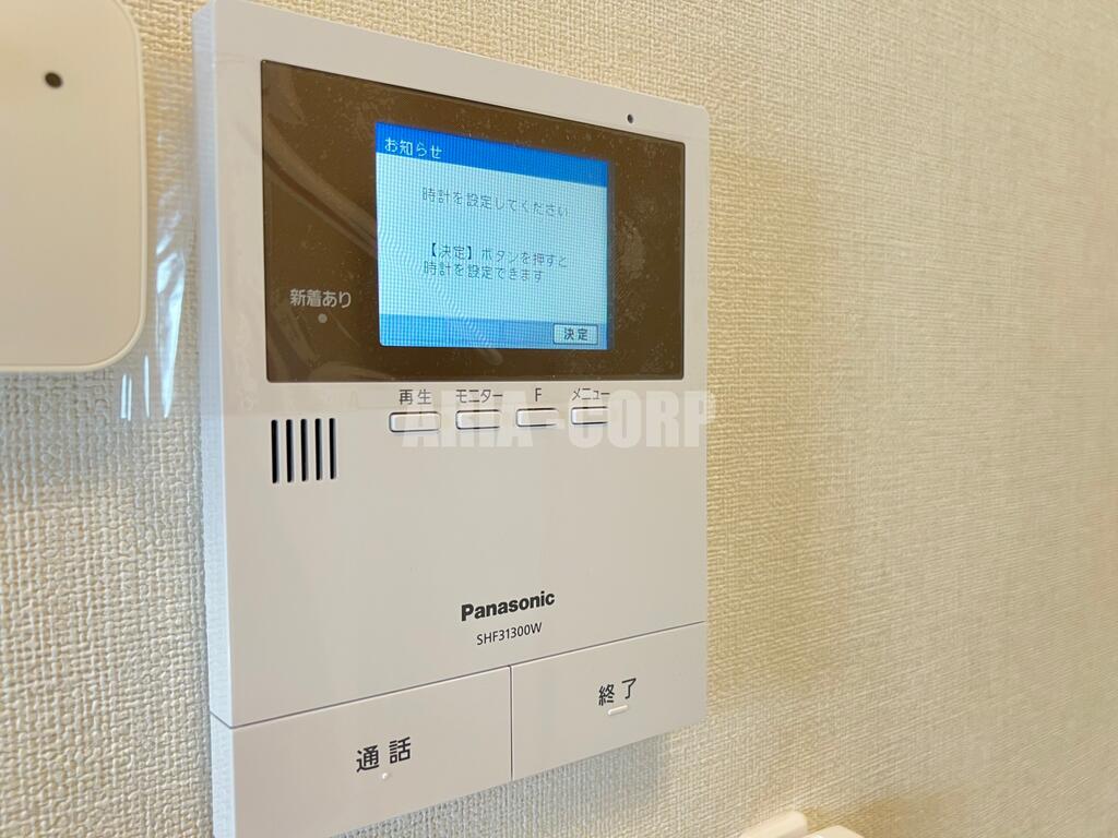 セキュリティ　録画機能付きTVモニターホンで外出時の訪問者も確認できます！