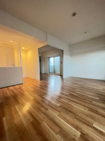居室・リビング　※別部屋写真