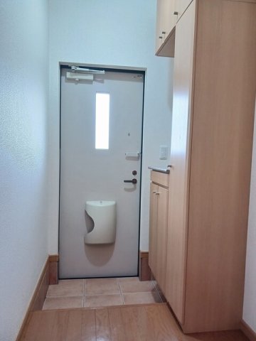 玄関　落ち着いた玄関です