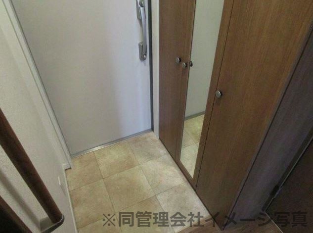 玄関　※同管理会社イメージ写真