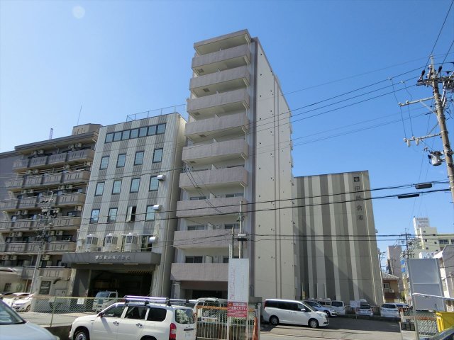 建物外観　TINY GROVE