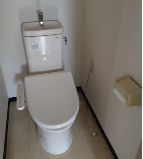 トイレ　トイレもきれいです