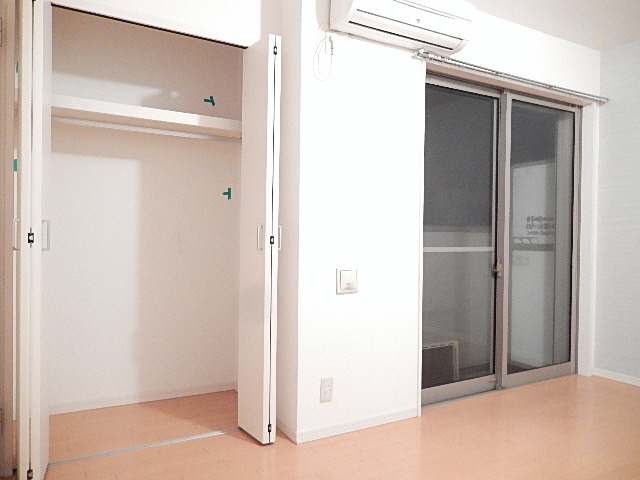 収納　2号室の画像参照