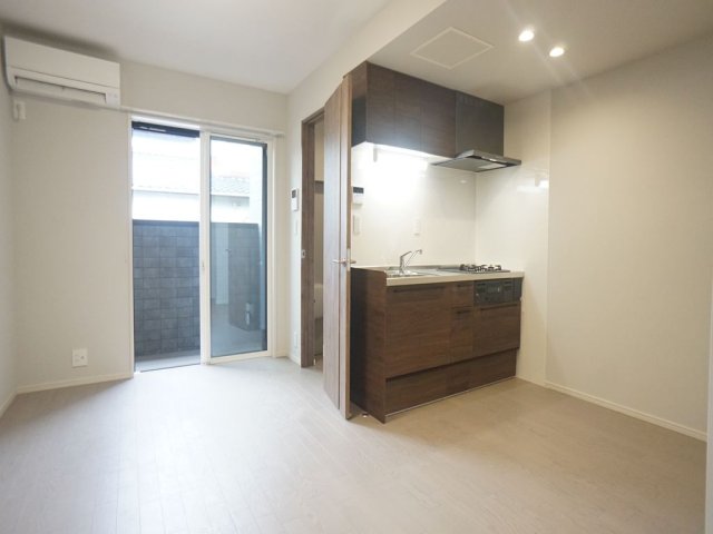 AFC RESIDENCE 和田町の居間写真