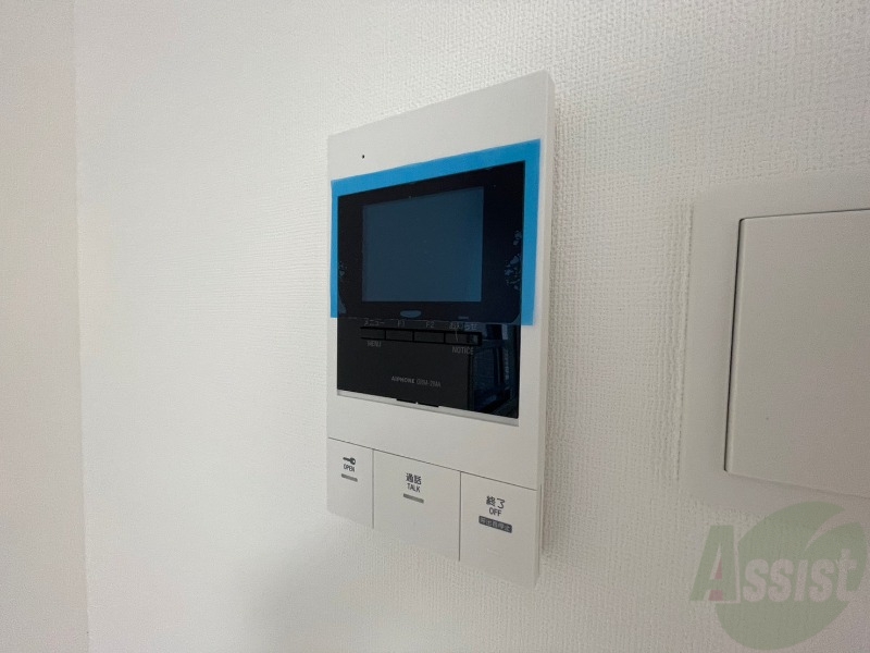 セキュリティ　ＴＶモニター付インターホンです。来客者の顔が見えるので安心！