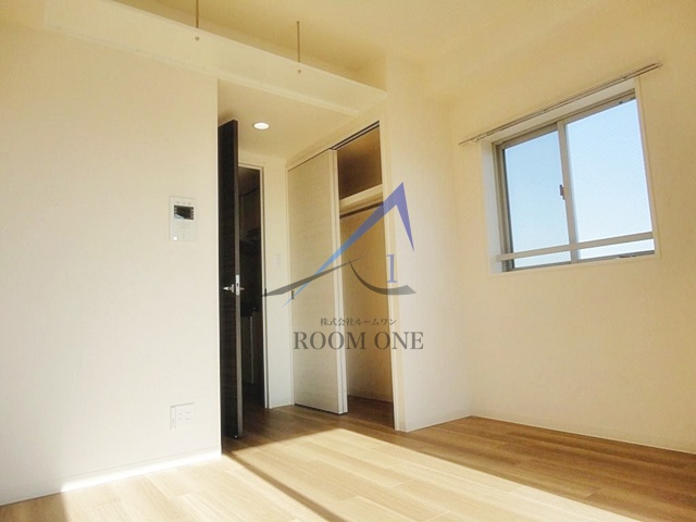 居室・リビング　洋室のお部屋です。
