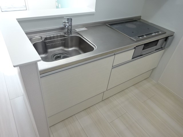 キッチン　※写真は別部屋のものです。（参考）
