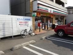 コンビニ　セブンイレブン（コンビニ）まで400m