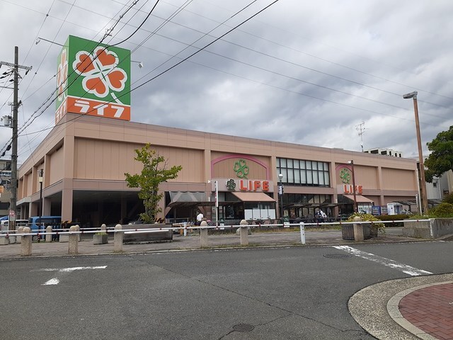 その他　ライフ守口寺方店様（その他）まで550m