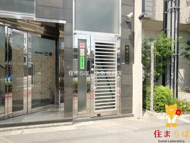 エントランス　共用部の印象も大切に