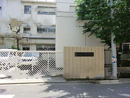 小学校　川崎市立上丸子小学校（小学校）まで381m