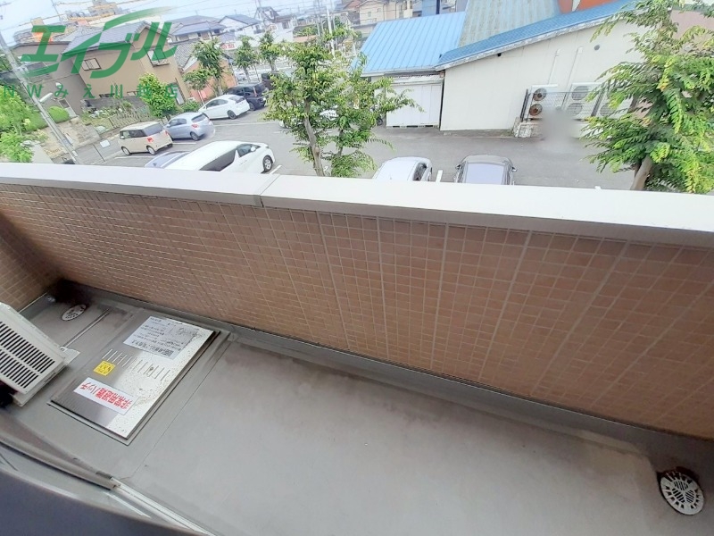 バルコニー　同物件別部屋のお写真です。