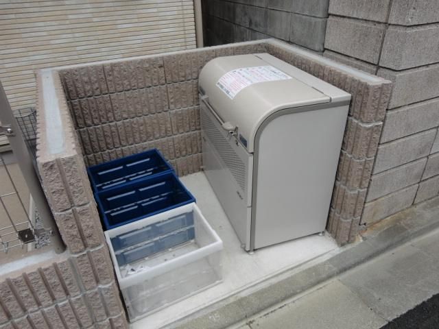 その他　敷地内ゴミ置場