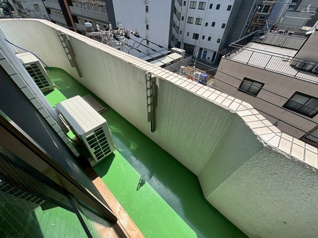 バルコニー　落ち着いた時間を過ごせるバルコニーです