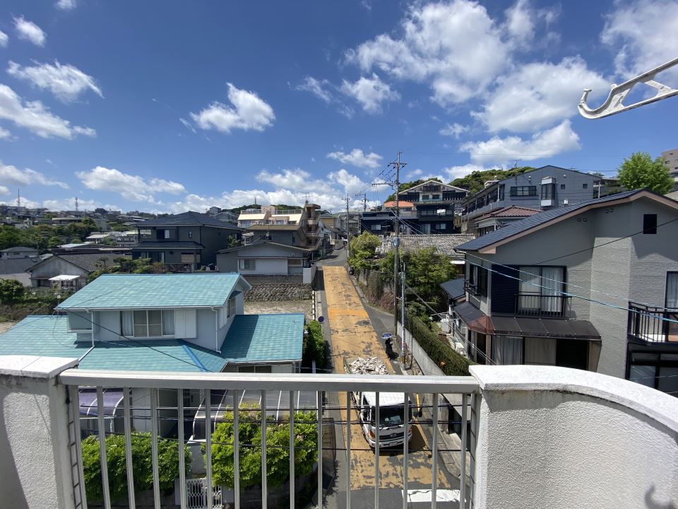 バルコニー　西向きのお部屋です