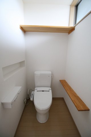 トイレ　清潔感のあるトイレです