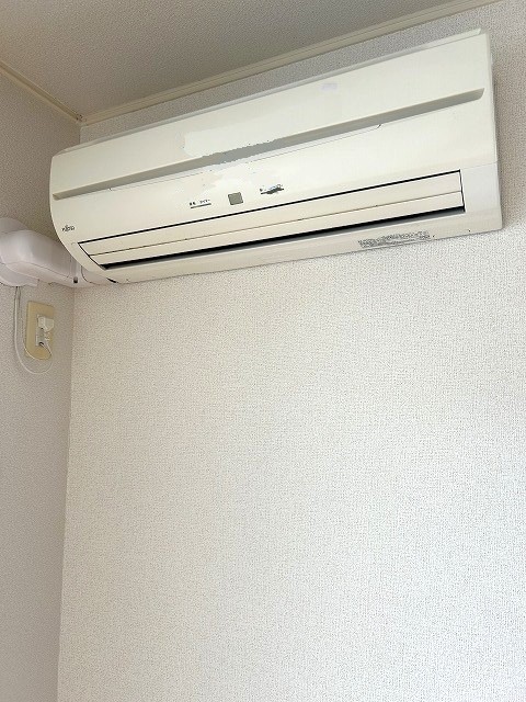 その他設備　エアコン1基付き
