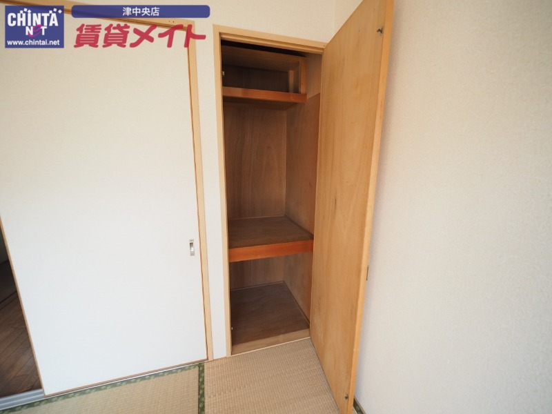 収納　別部屋反転画像参考