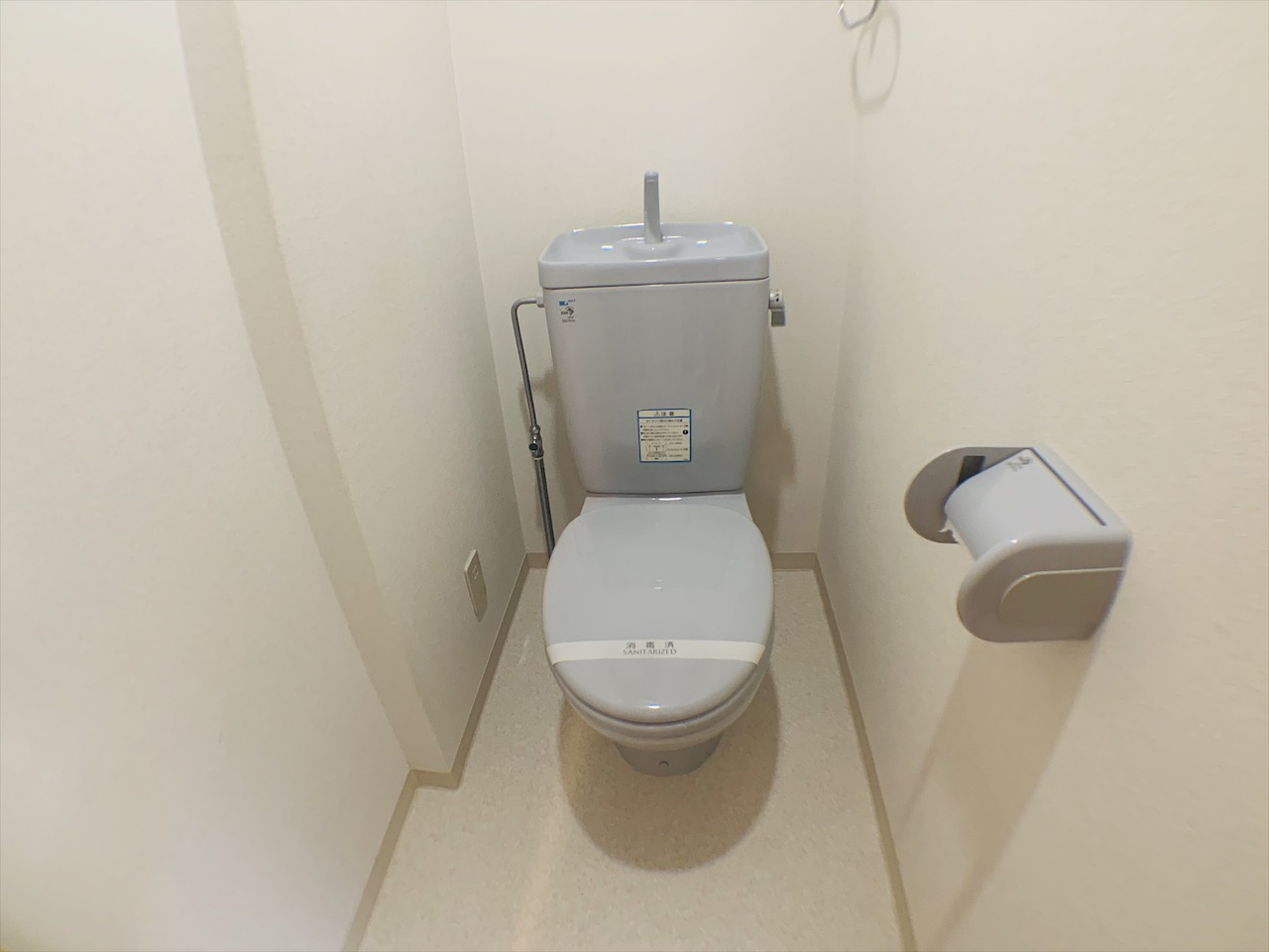トイレ　シンプルで使いやすいトイレです♪