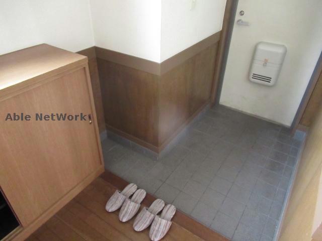 玄関　※同物件、別部屋の写真です