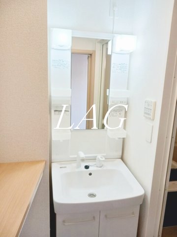 洗面設備　独立洗面台です。
