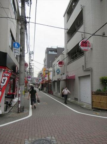 ドラックストア　ぱぱす薬局　江戸川橋店（ドラッグストア）まで105m