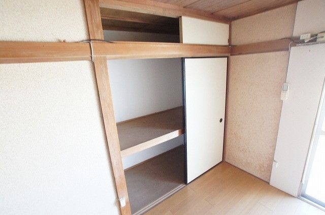 収納　￣みつわマンション￣