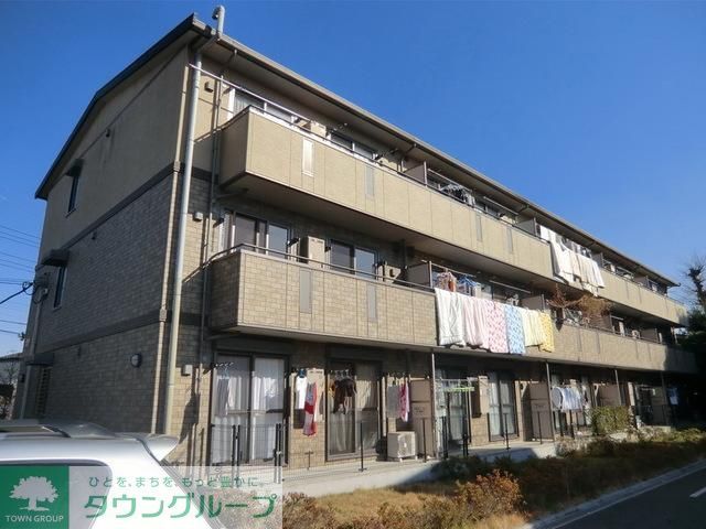 建物外観　２００５年築