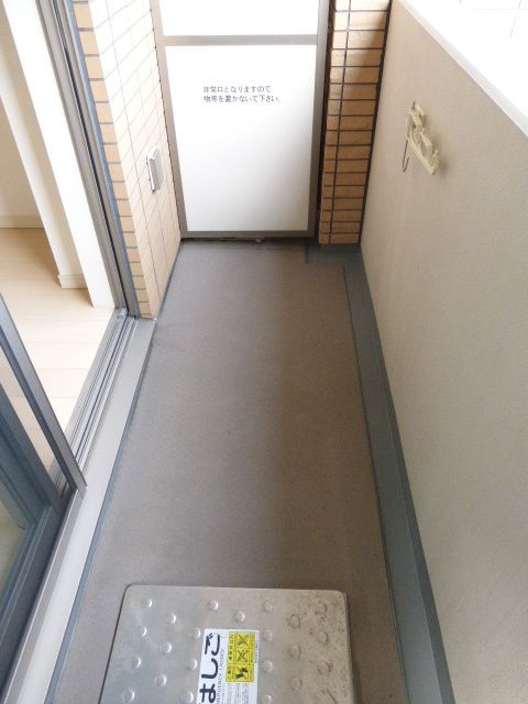 バルコニー　バルコニーがあります